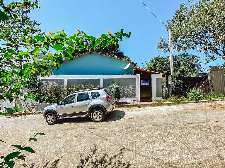 Casa completa com quintal a 500m da praia | MAAL02