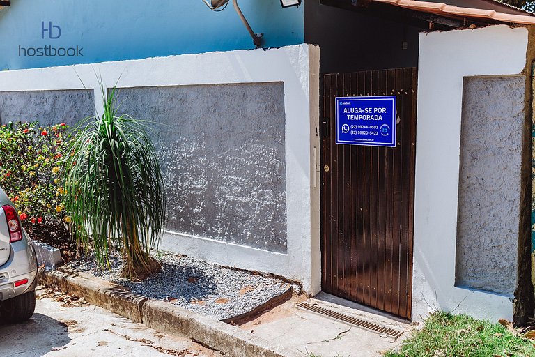 Casa completa com quintal a 500m da praia | MAAL02