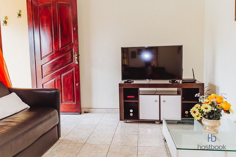 Large duplex with backyard 300m from downtown beach