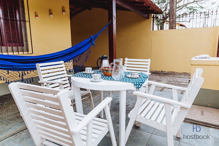 Large duplex with backyard 300m from downtown beach