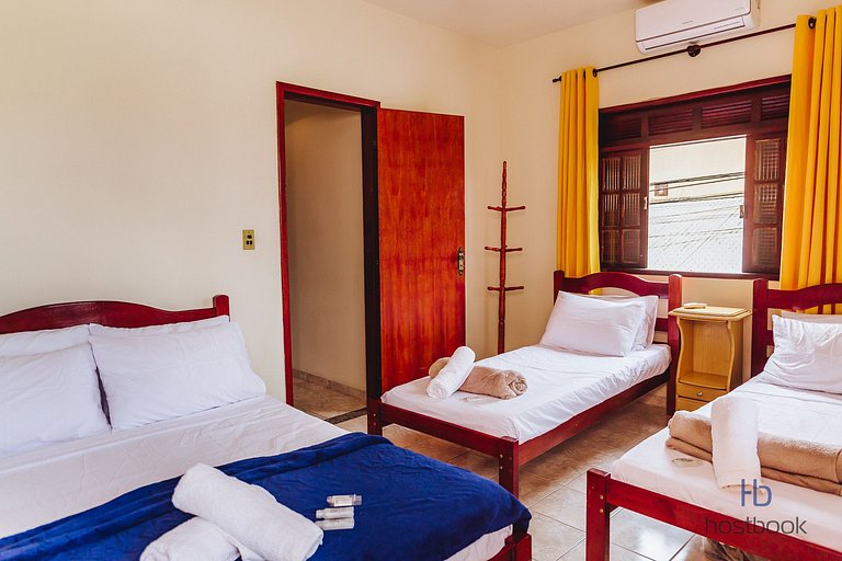 Large duplex with backyard 300m from downtown beach