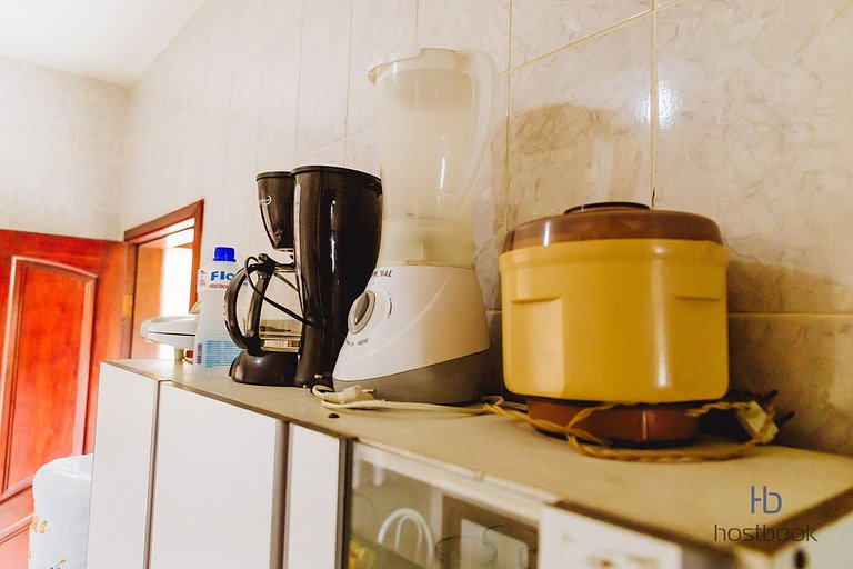 Large duplex with backyard 300m from downtown beach