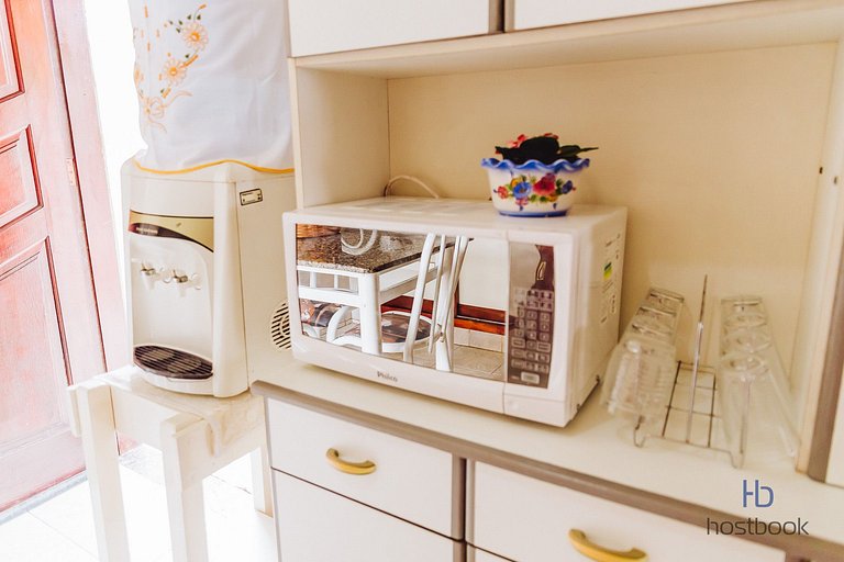 Large duplex with backyard 300m from downtown beach