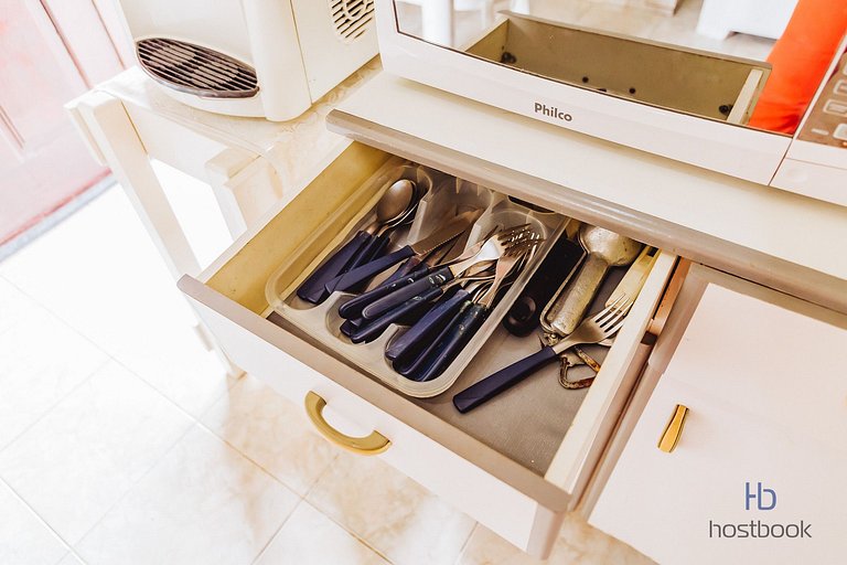 Large duplex with backyard 300m from downtown beach