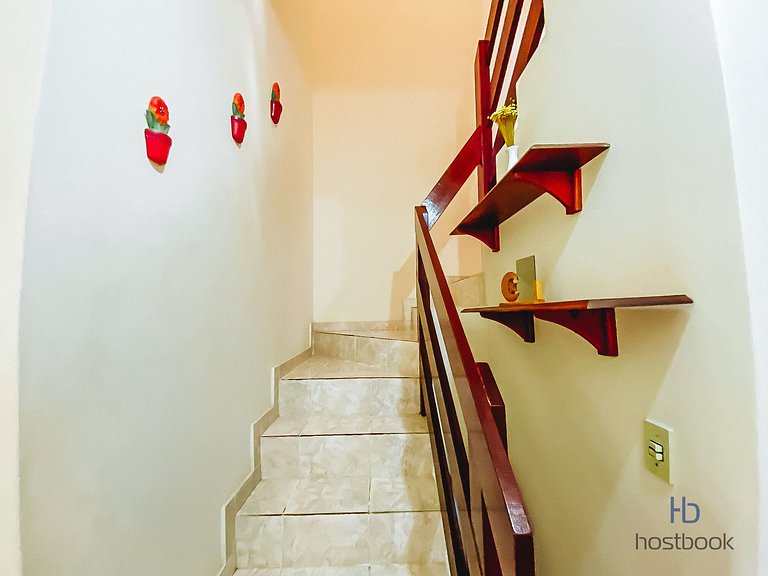 Large duplex with backyard 300m from downtown beach