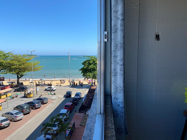 Apto beira-mar no centro | ROMM303