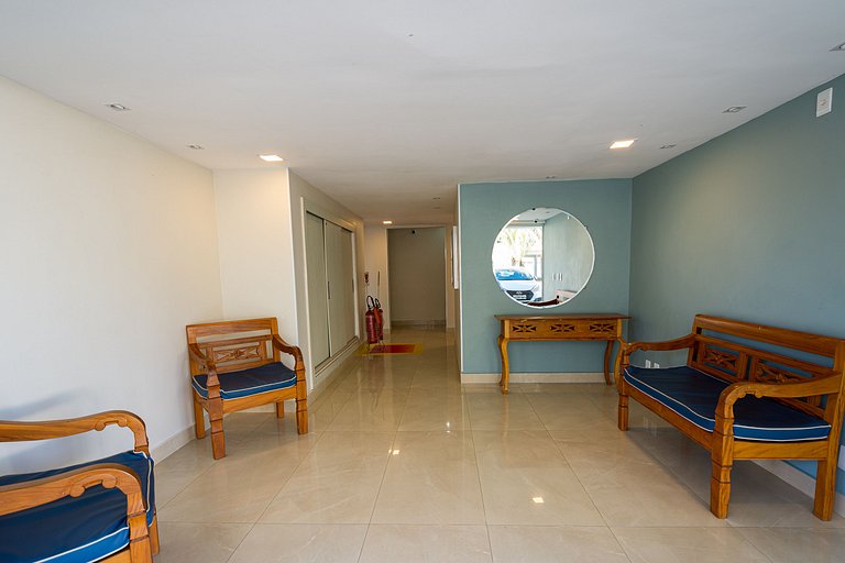 Ap. Alto padrão Costa Azul 200m da praia | ROTR304