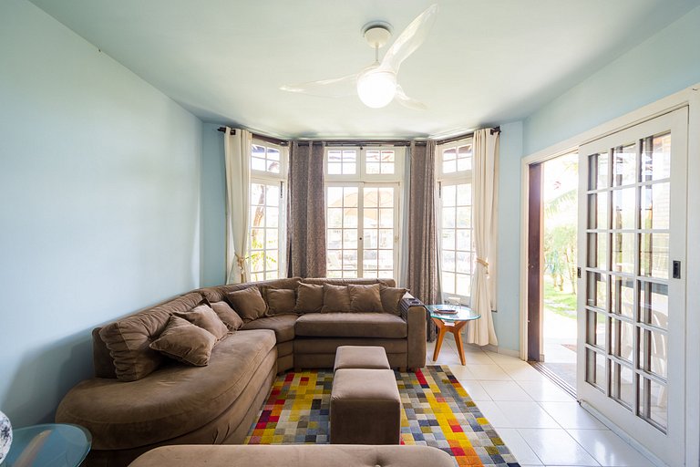 Beautiful house next to the beach and canal