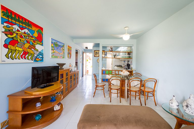 Preciosa casa al lado de la playa y canal