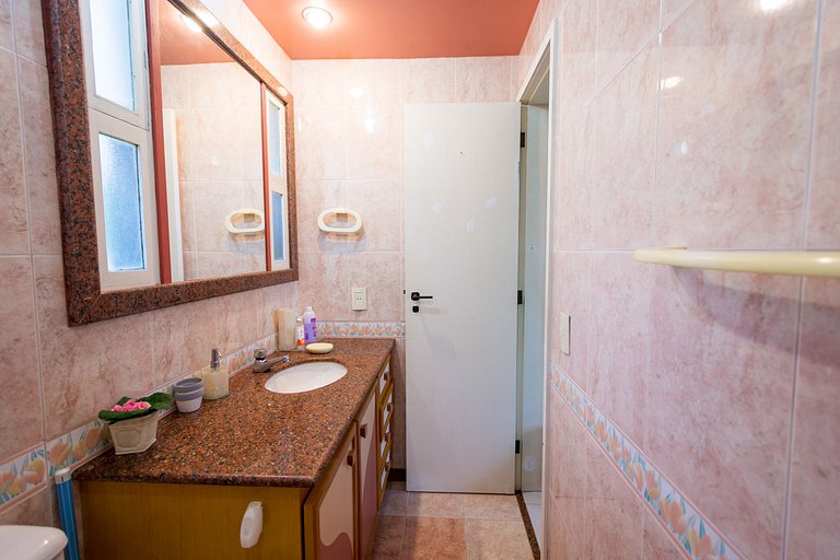 Beautiful house next to the beach and canal