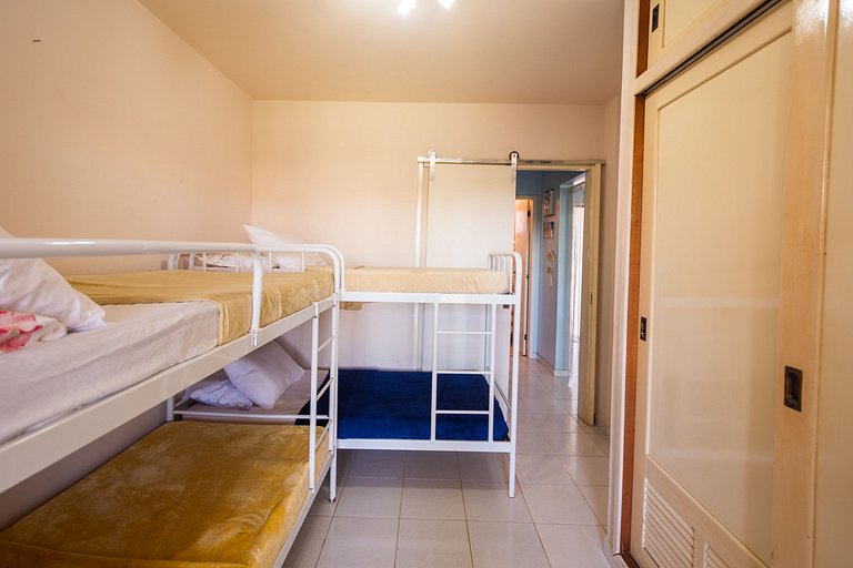Casa incrível com canal navegável