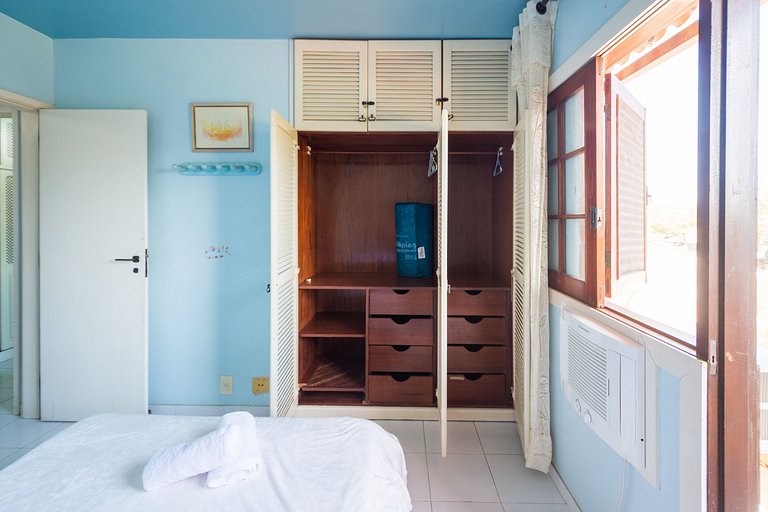 Preciosa casa al lado de la playa y canal