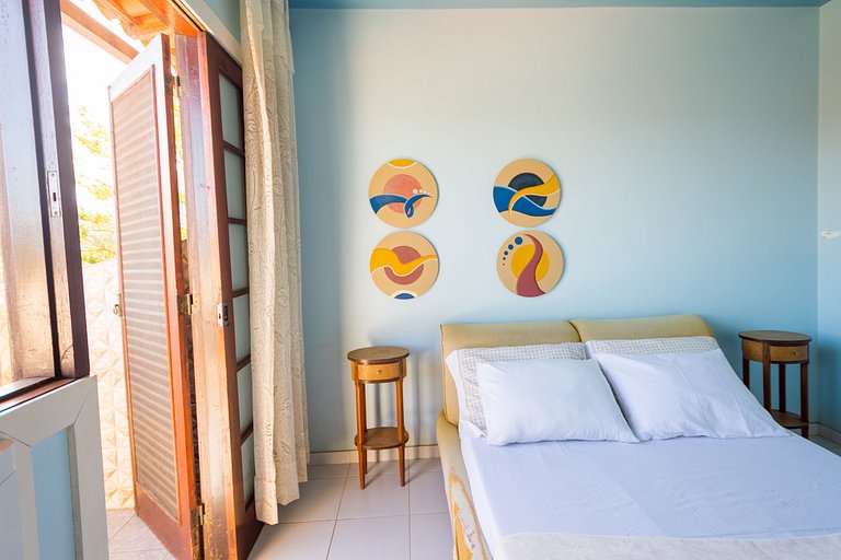 Beautiful house next to the beach and canal