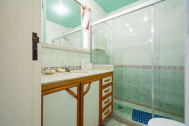 Beautiful house next to the beach and canal