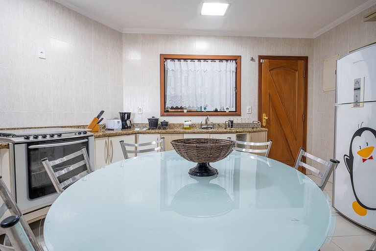 Casa piscina, área gourmet e linda vista | ROGV202