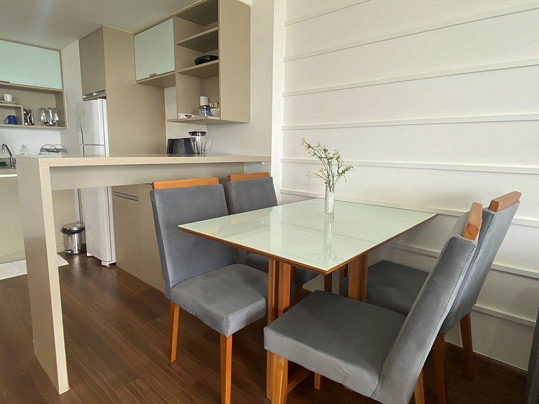 Loft de alto padrão a 100m da praia | MAMR607