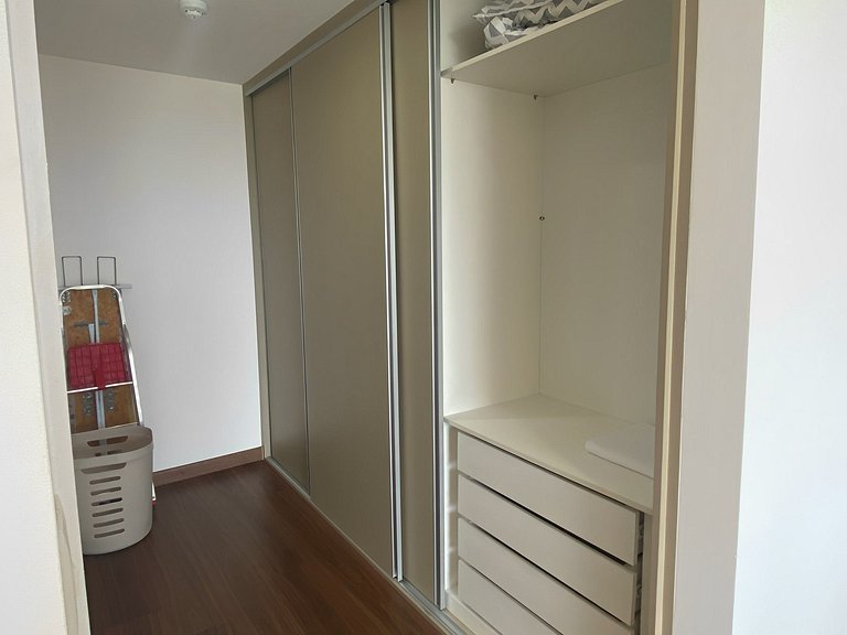 Loft de alto padrão a 100m da praia | MAMR607