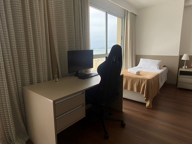 Loft de alto padrão a 100m da praia | MAMR607