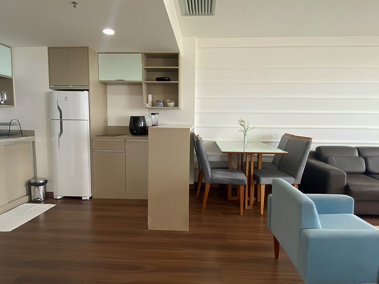 Loft de alto padrão a 100m da praia | MAMR607