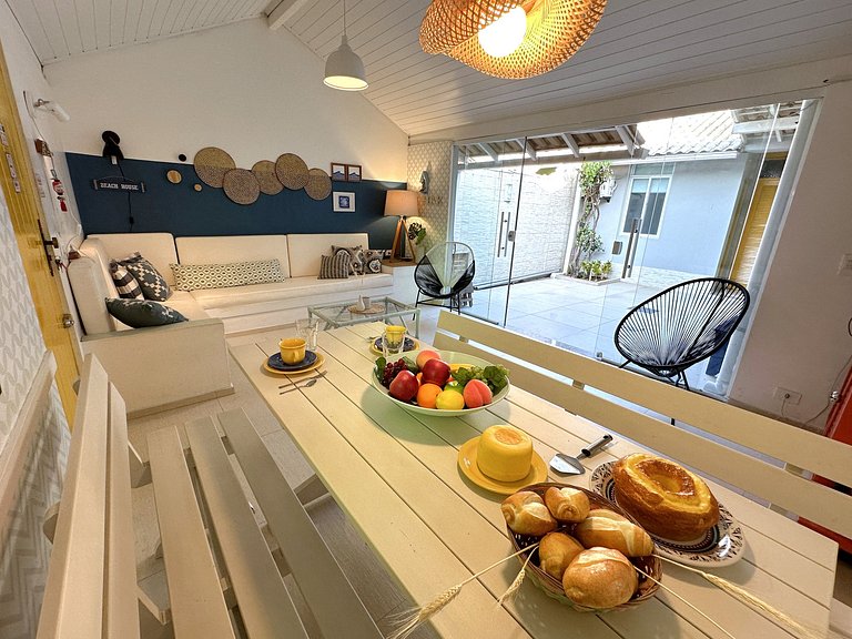 Casa praiana em excelente localização | ROPL12