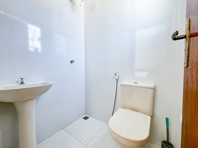 Casarão e piscina localização excelente | ROSF91