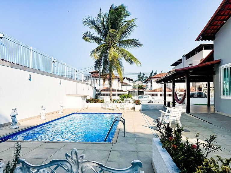 Casarão e piscina localização excelente | ROSF91