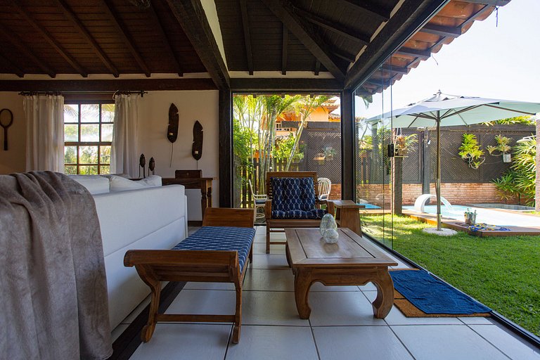 Linda casa em condomínio a 100 m da praia | BZBC19