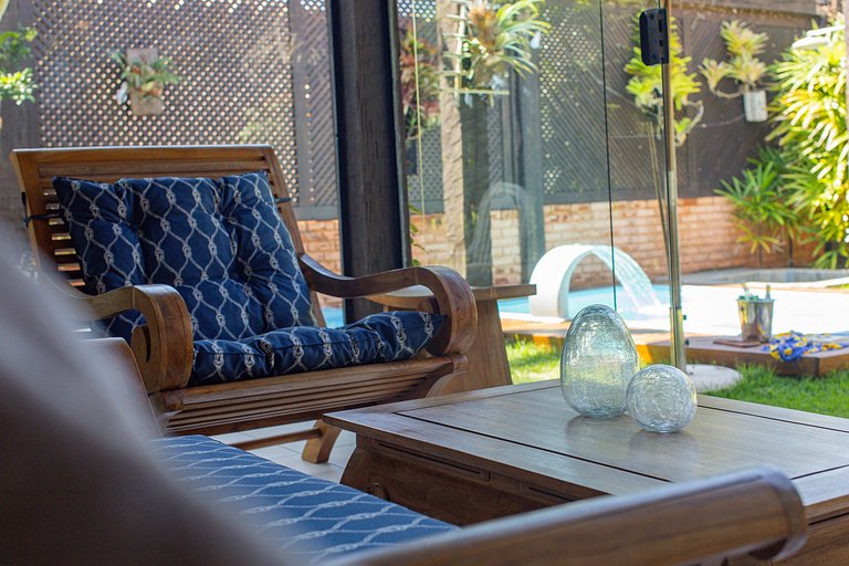 Linda casa em condomínio a 100 m da praia | BZBC19