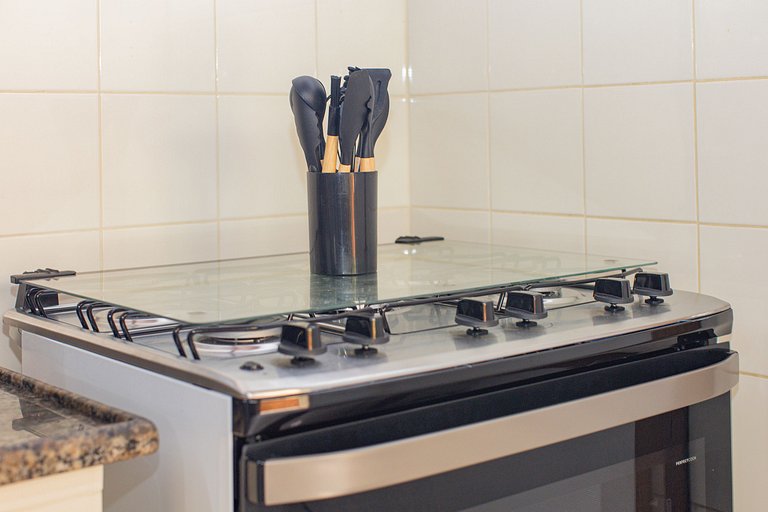 Linda casa em condomínio a 100 m da praia | BZBC19