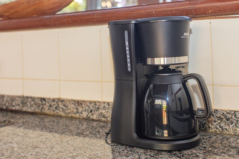 Linda casa em condomínio a 100 m da praia | BZBC19