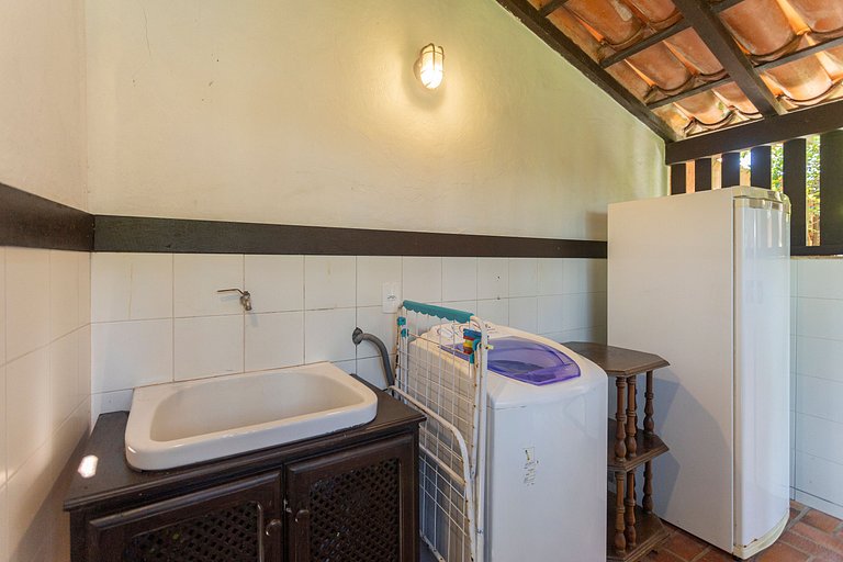 Linda casa em condomínio a 300 m da praia | BZBC19