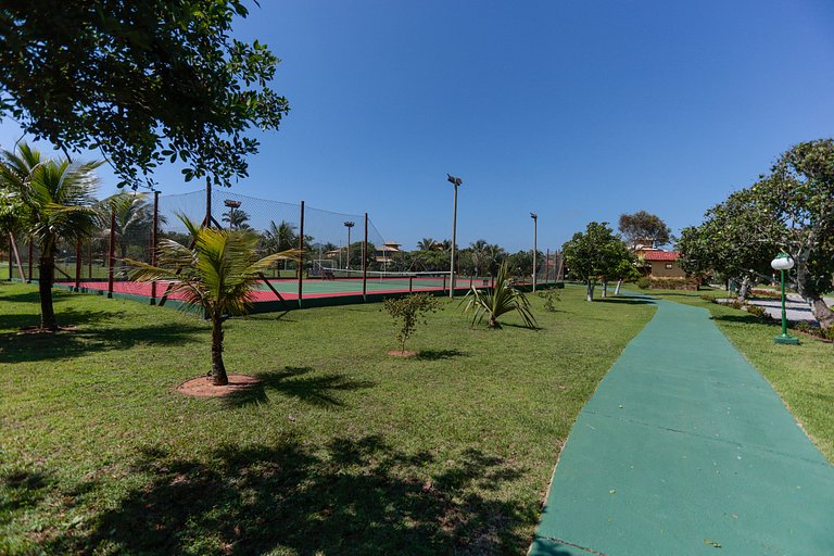 Linda casa em condomínio a 100 m da praia | BZBC19