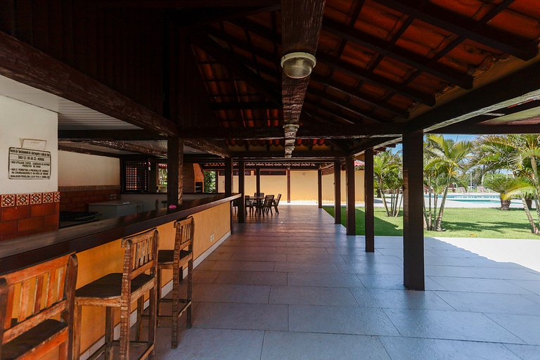 Linda casa em condomínio a 100 m da praia | BZBC19