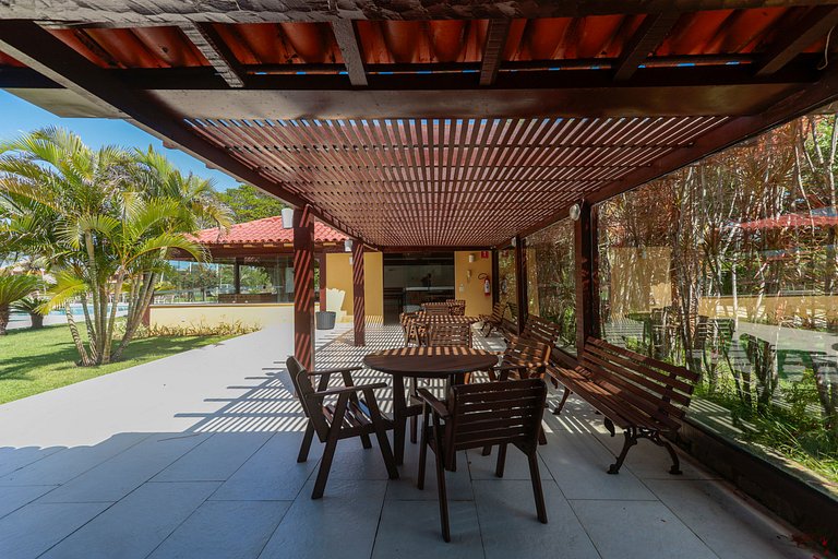 Linda casa em condomínio a 300 m da praia | BZBC19