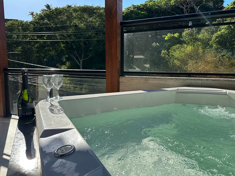 Casa com hidromassagem a passos da praia | BZCE359