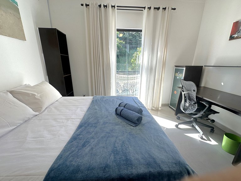 Casa com hidromassagem a passos da praia | BZCE359