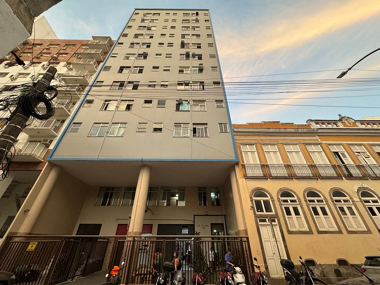 Loft estiloso no coração da Lapa | RJIV312