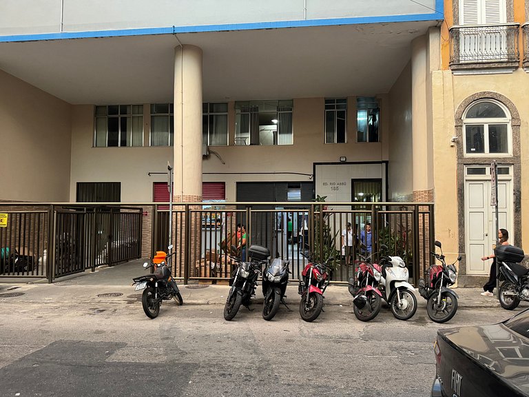 Loft estiloso no coração da Lapa | RJIV312