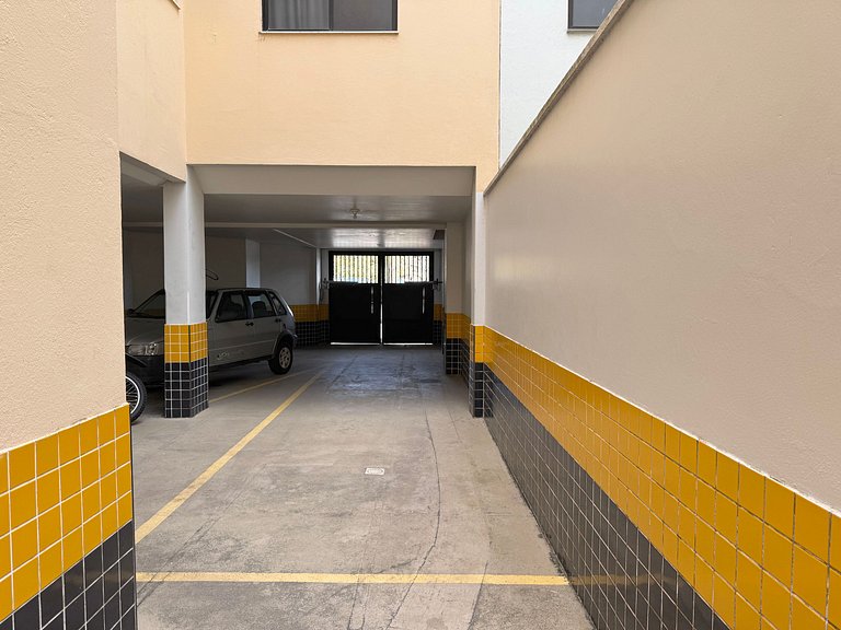 Ap a alguns passos da praia do Bosque | ROAP303