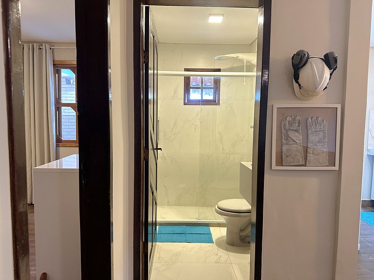 Casa completa com quintal a 500m da praia | MAAL02