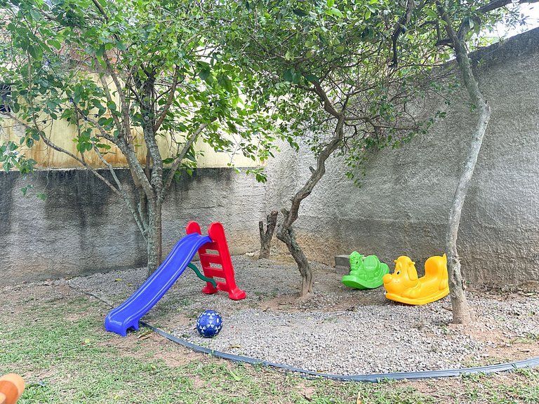 Complete house with backyard near Pecado beach