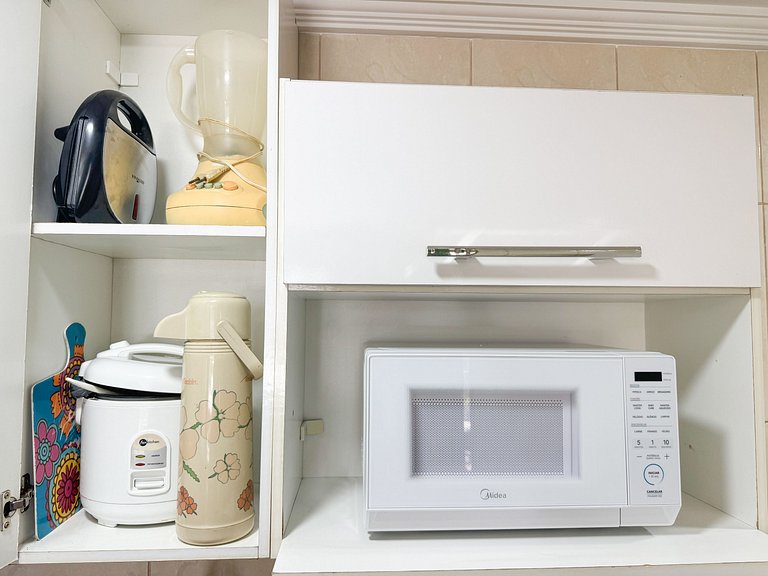 Apto na beira da praia do Centro | ROMM109