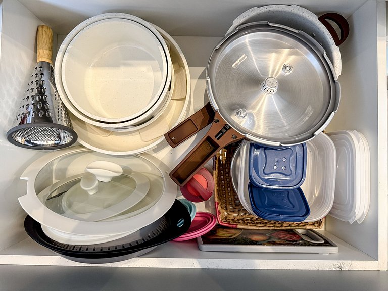 Ap. na beira da praia, ótima localização | ROMM318