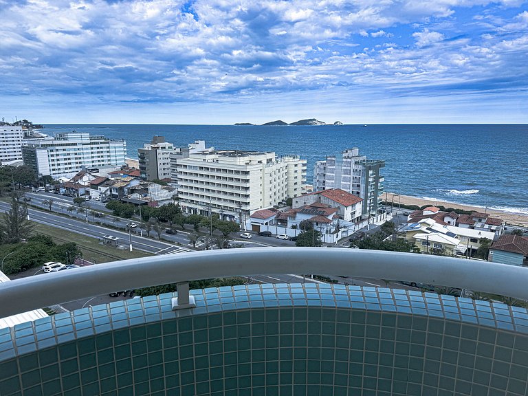 Loft de alto padrão a 100m da praia | MAMR607