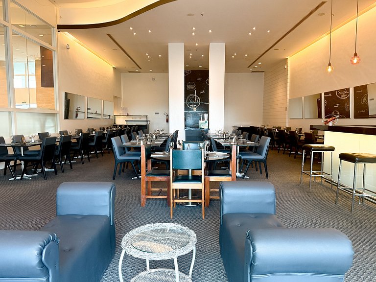 Loft de alto padrão a 100m da praia | MAMR607